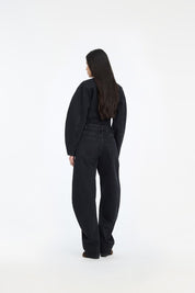 Rotate Schwarze Barreleg Jeans – am Model 2