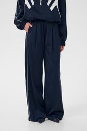 Nachtblaue Trackpants