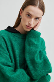 Grün melierter Pullover