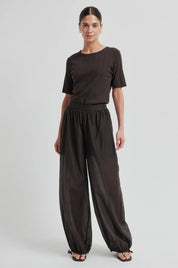 Dunkelbraune Hose mit Ballooneffekt