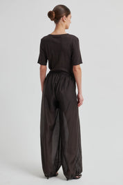 Dunkelbraune Hose mit Ballooneffekt