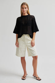 Crochet Pullover mit Rundhals & Oversize-Schnitt