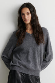 Second Female Mittelgrauer Wolle-Kaschmir V-Neck Pullover – Ansicht 4