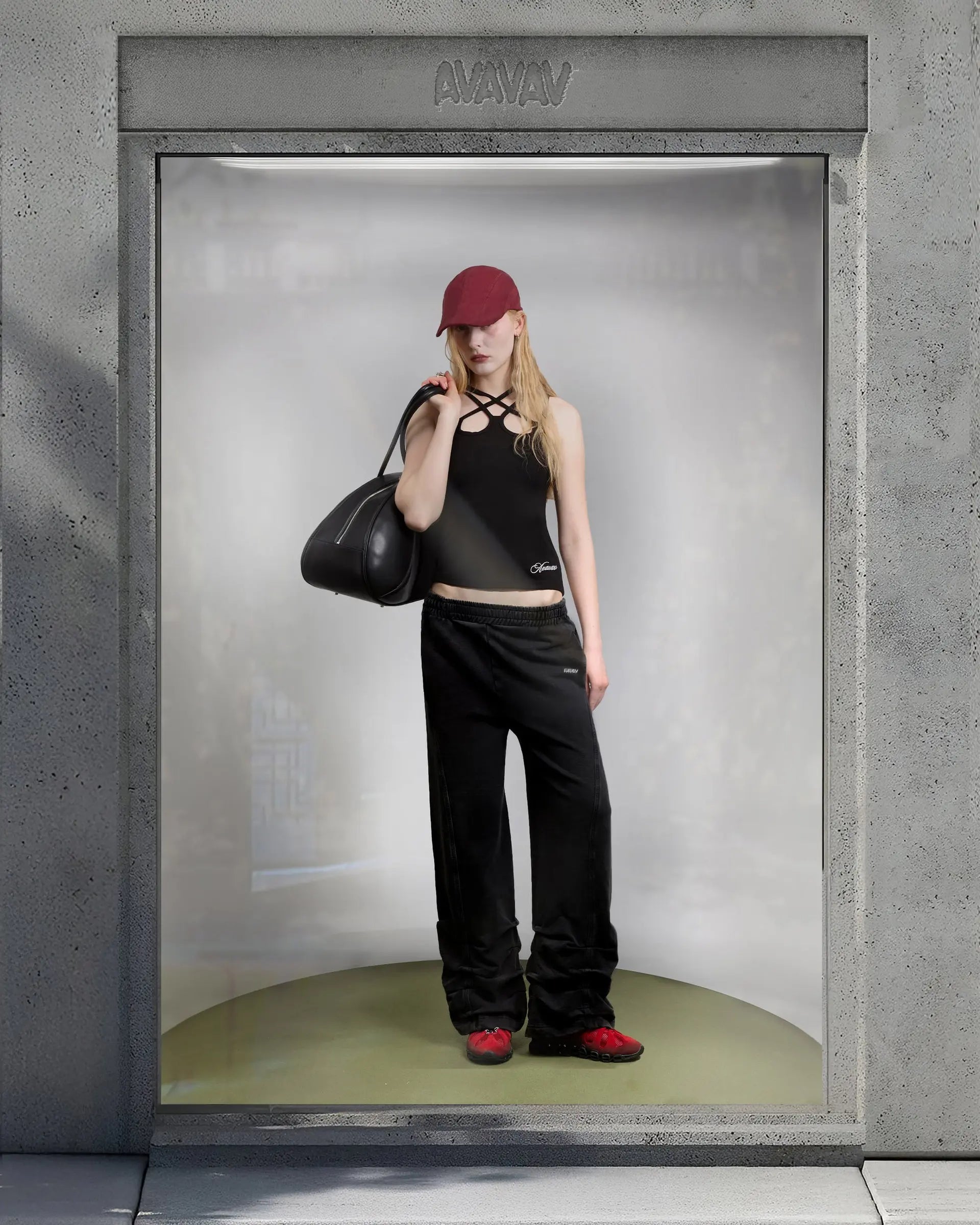 AVAVAV Schwarze Sweatpants mit Raffung
