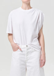 Agolde Weißes asymmetrisch geschnittenes T-Shirt – Frontansicht