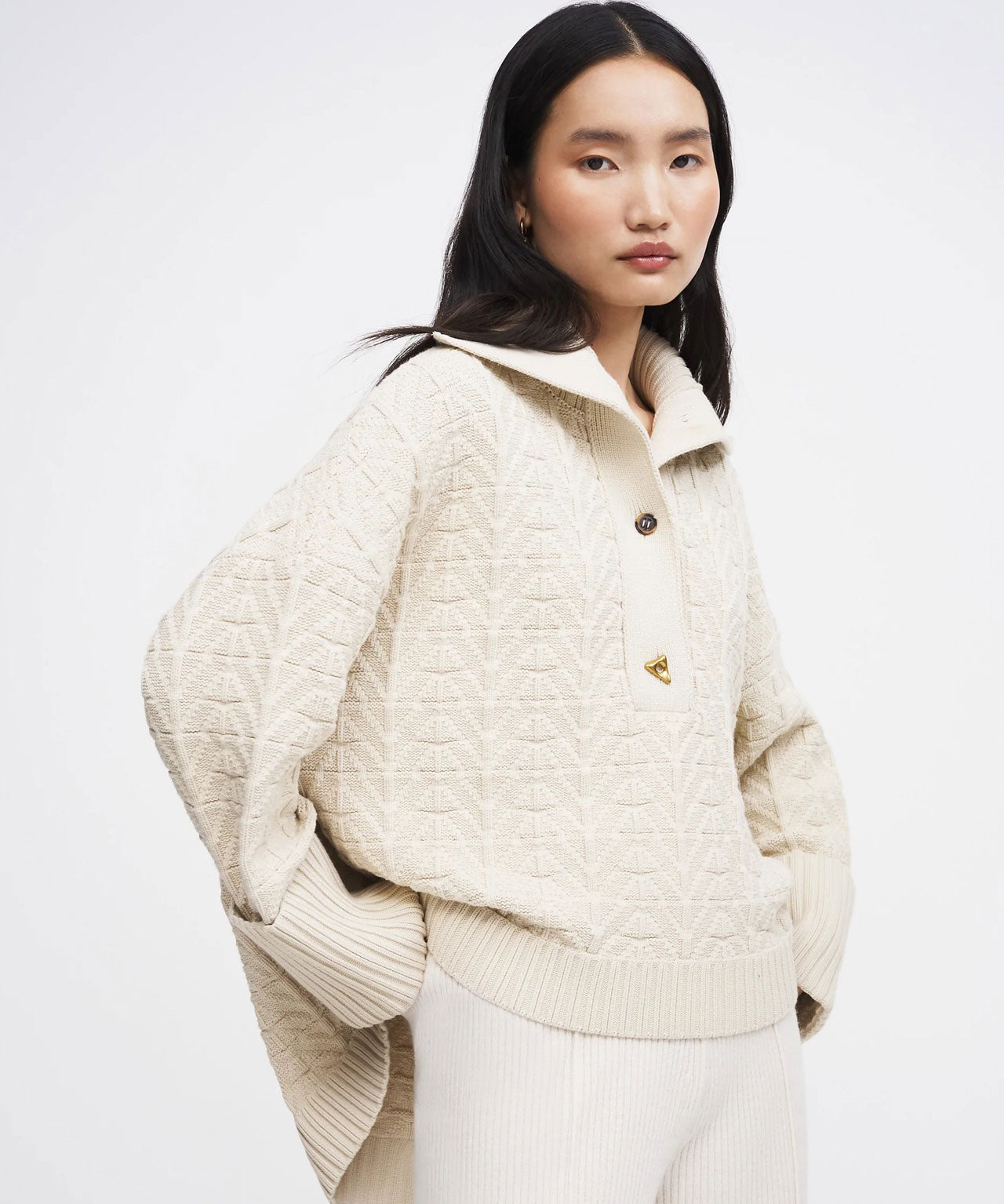 AERON  Oversized Stricktroyer mit Zopfmuster