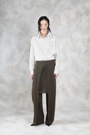 AVAVAV Olivefarbene Pinstripehose mit Cut-outs und angesetztem Rock
