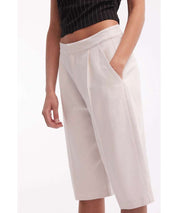 Ecrufarbene Longshorts