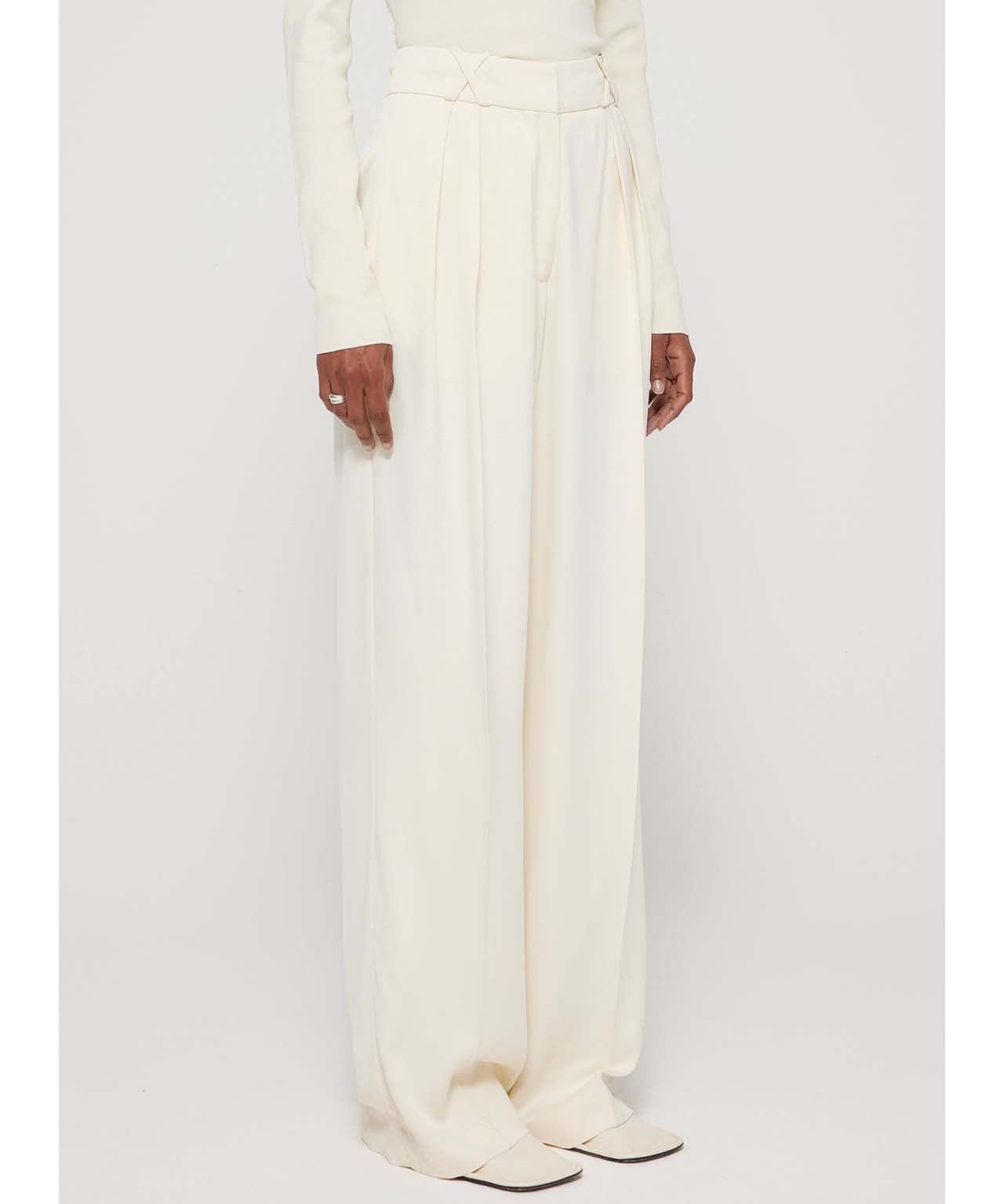 RÓHE Cremefarbene, weite Anzughose