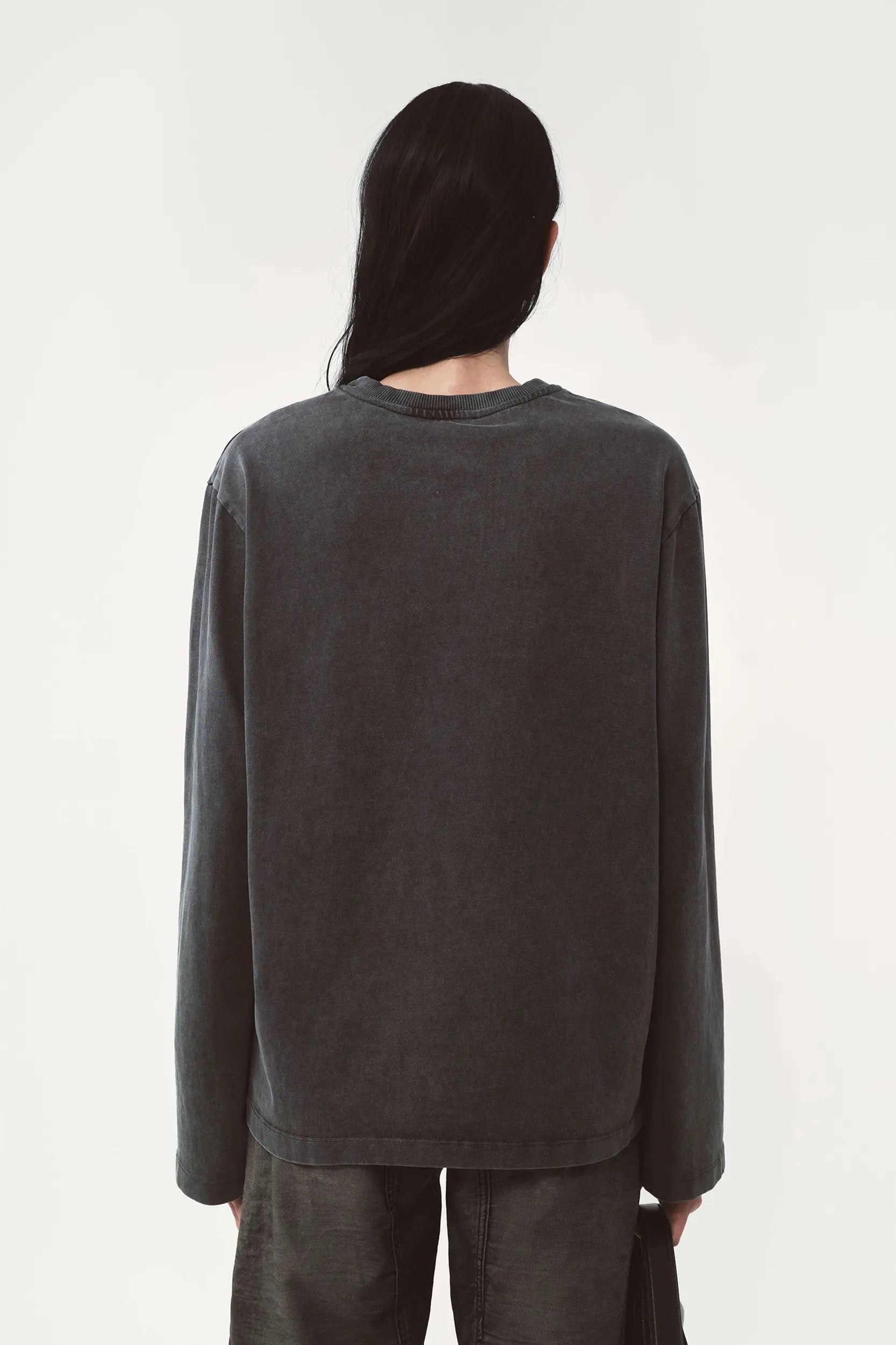 AVAVAV Enzyme washed Longsleeve