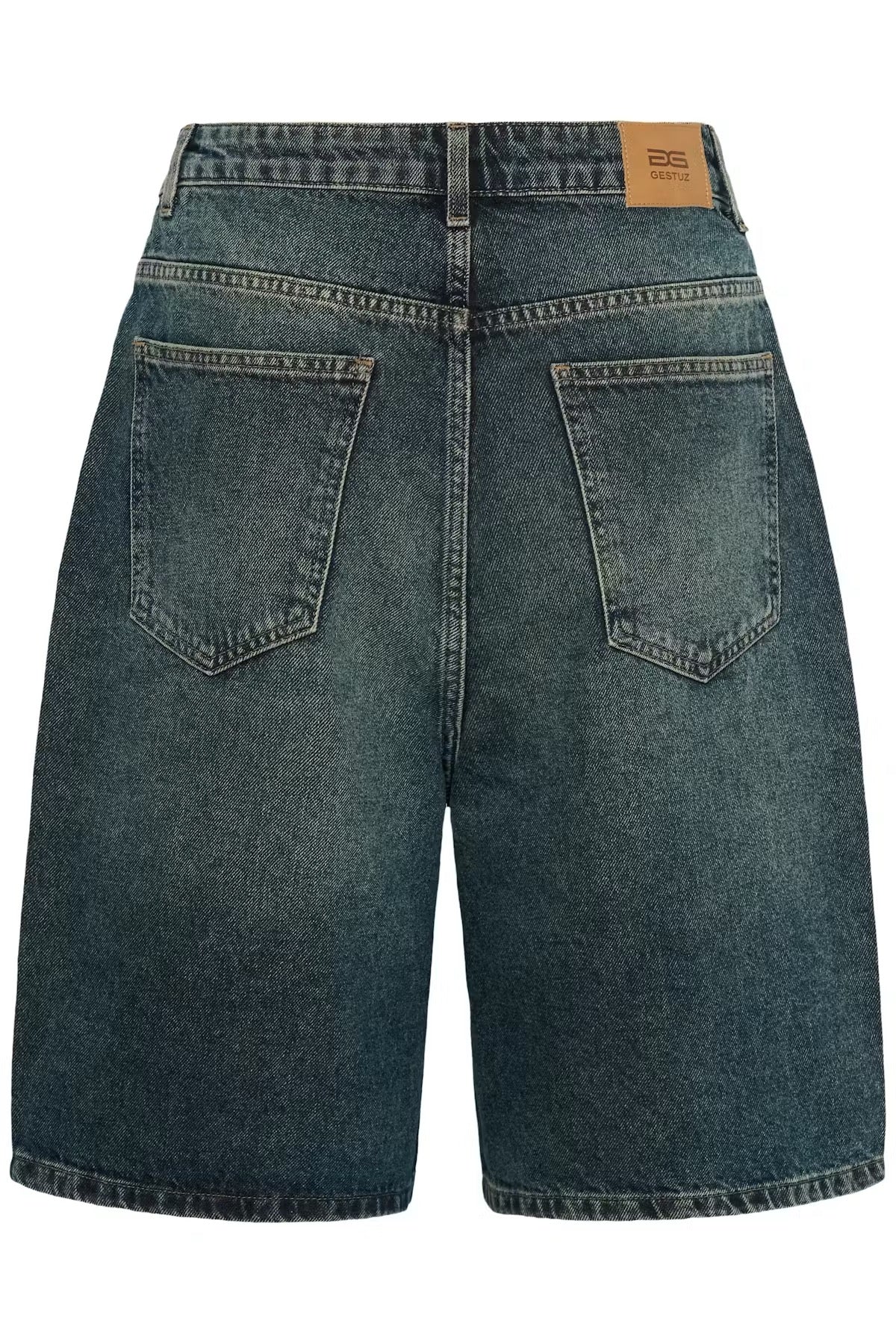 Denimshorts mit leichtem Tinting