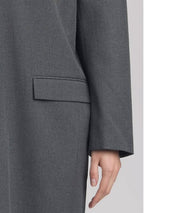 GESTUZ Graues Powerkleid