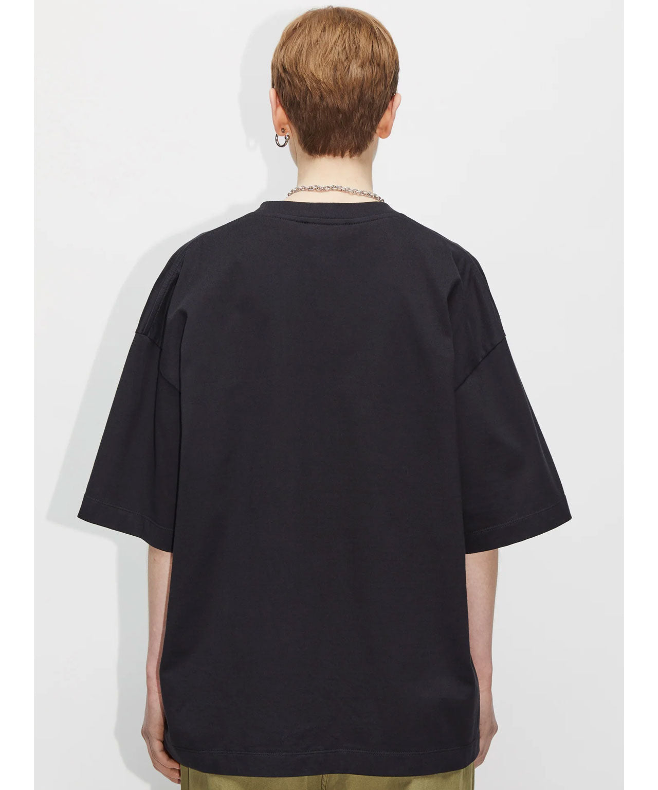 HOPE Schwarzes, oversized T-Shirt aus Cupro