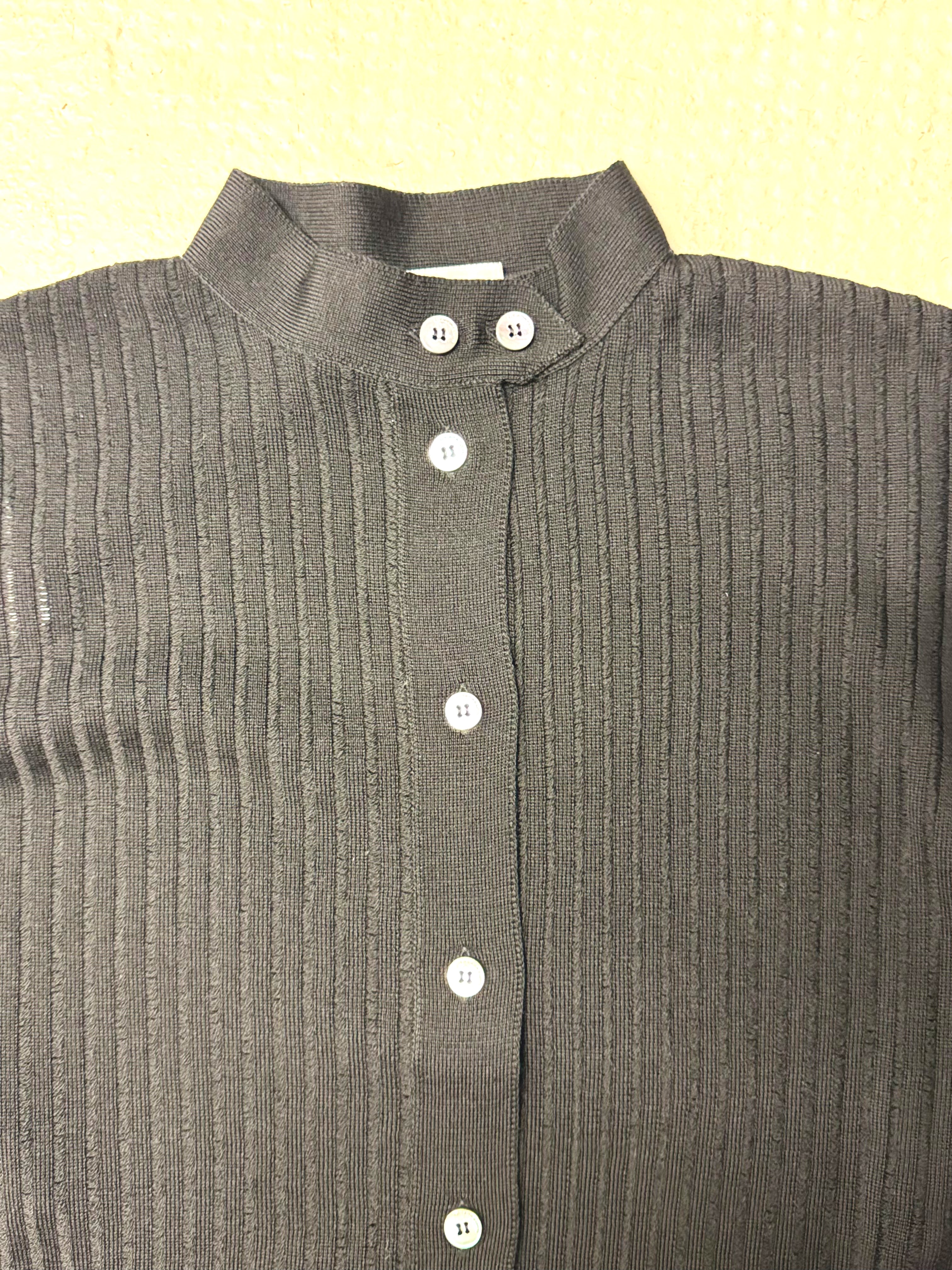 Schwarze Strickweste