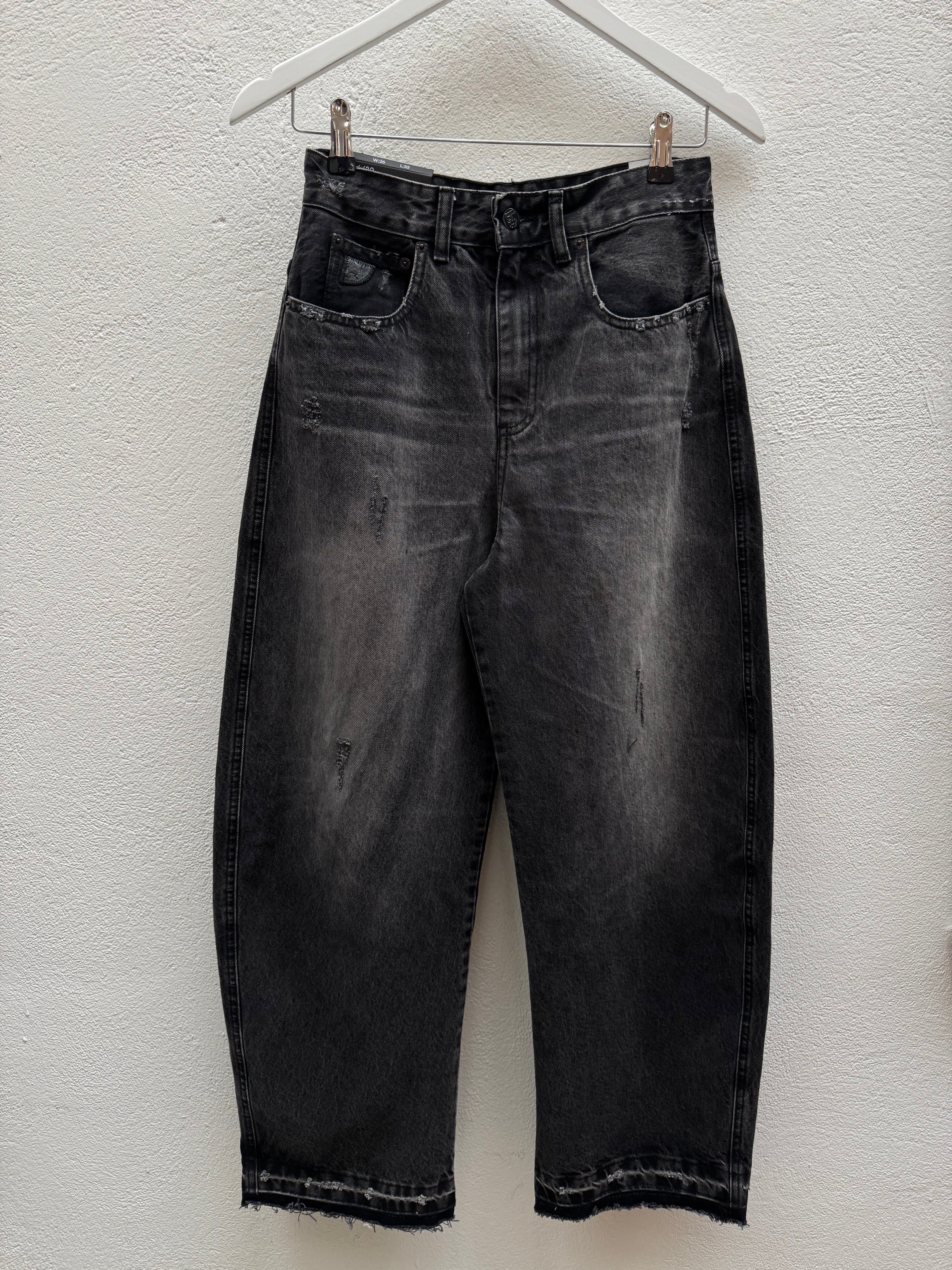 LOIS Blackdenim mit Abrasions