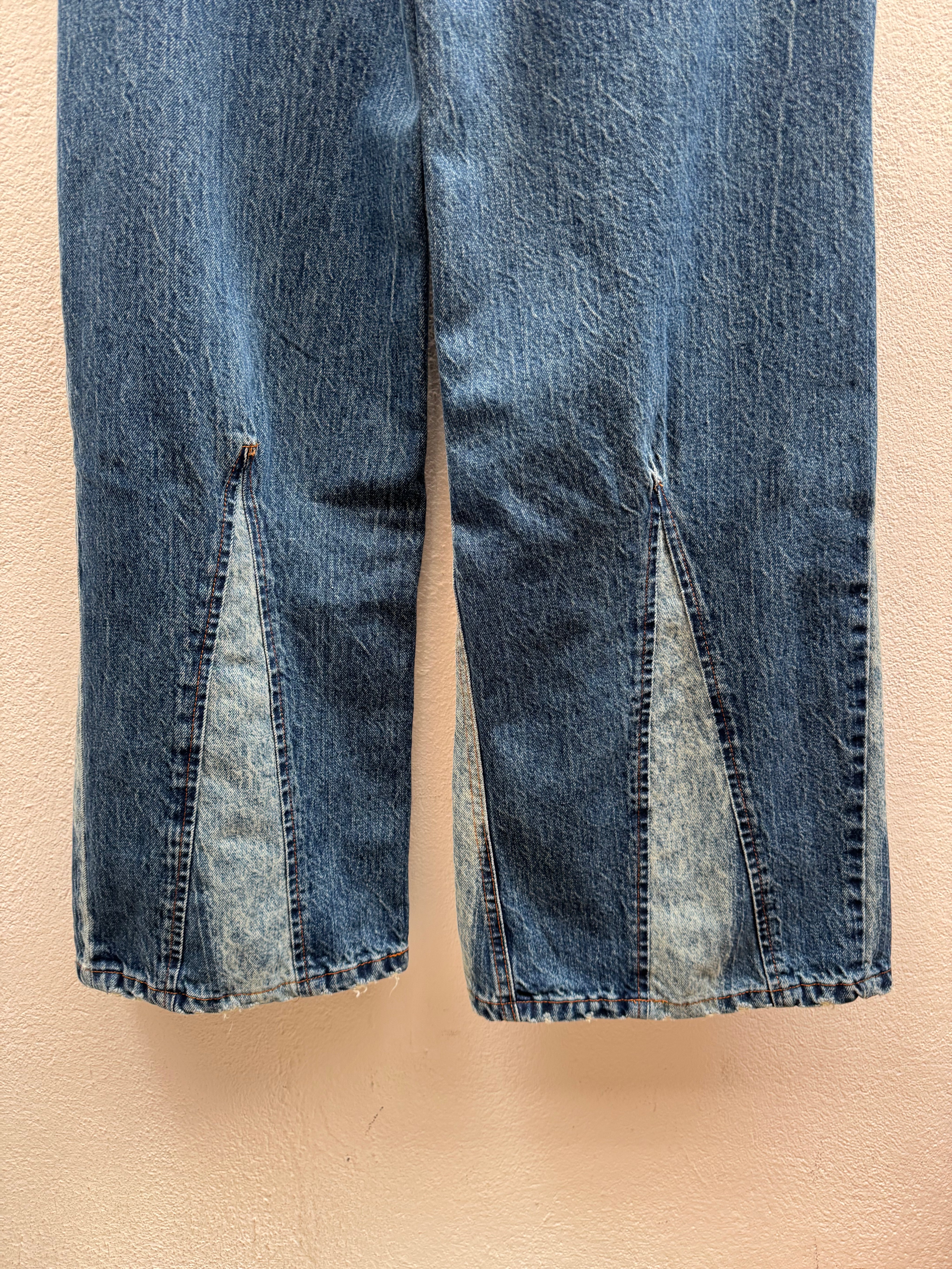LOIS Flared Jeans mit Patchwork-Details
