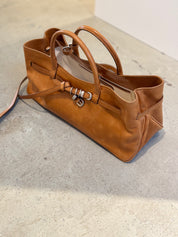 MARGESHERWOOD Kleine Grandma in Glattleder, Cognacbraun