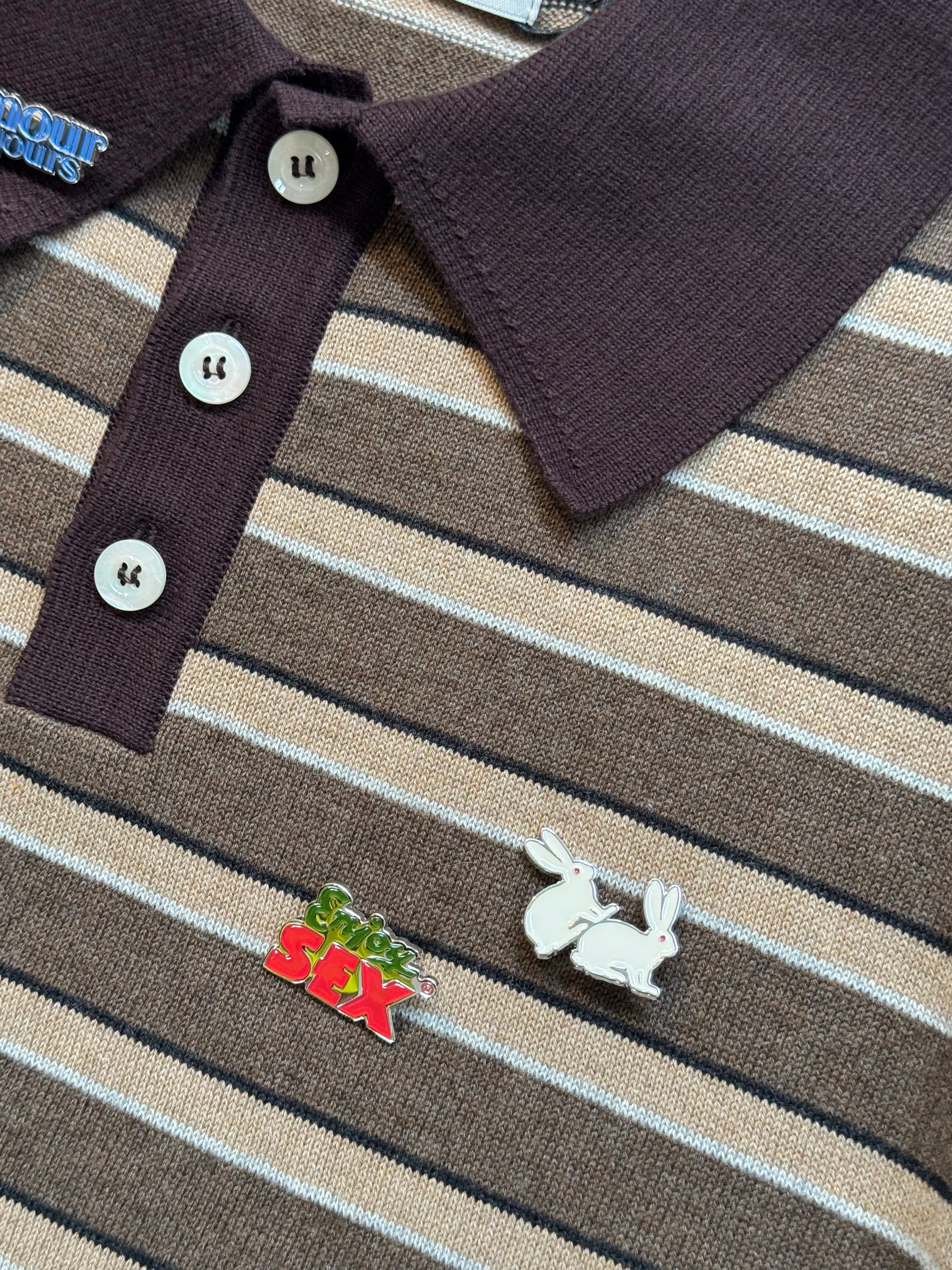 CARNE BOLLENTE Strickpoloshirt mit Pins