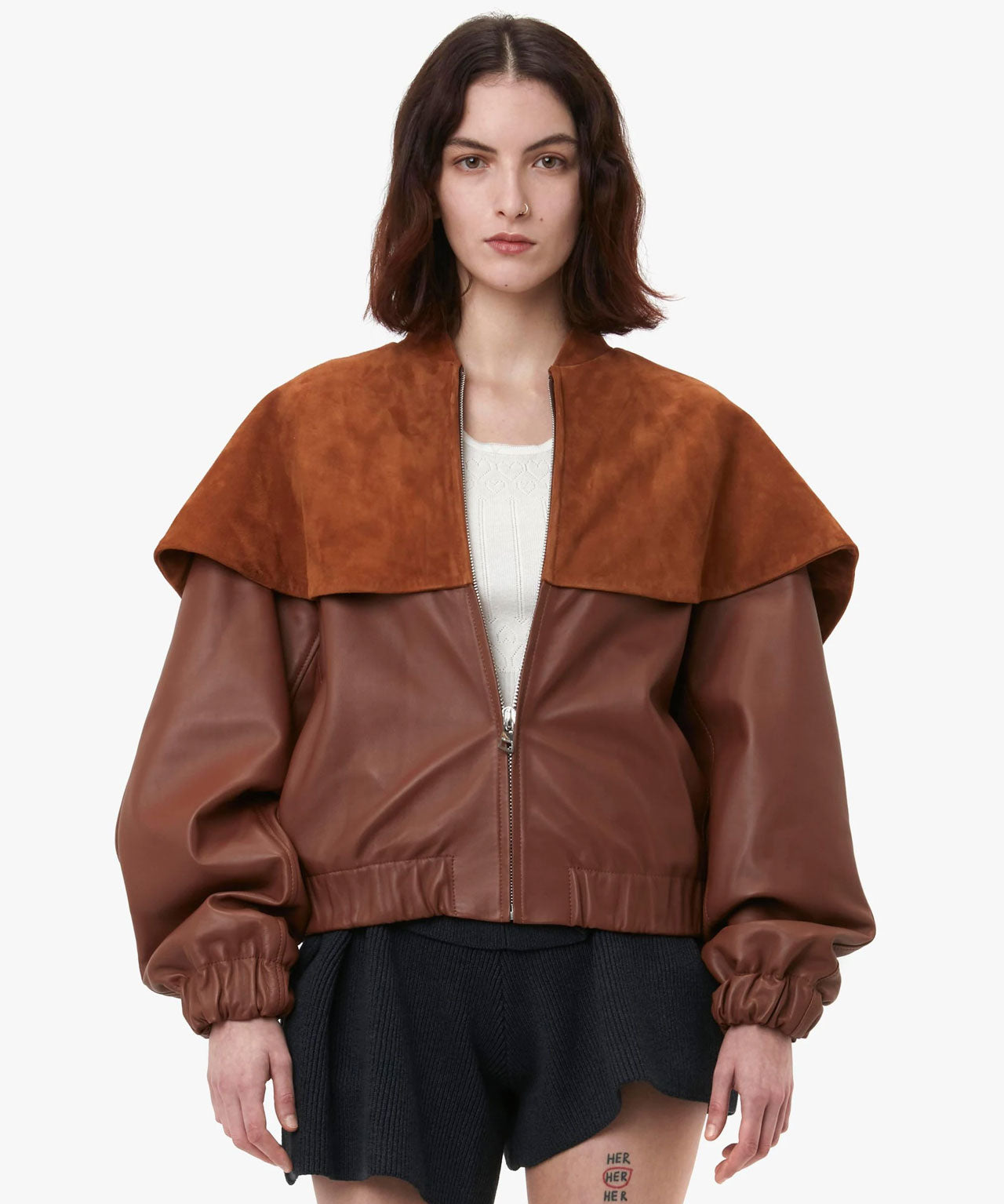 JWA_Oversizedcollarbomber_web3_3d7440ce-4b33-4755-ad1d-1a45a20dd50c.jpg