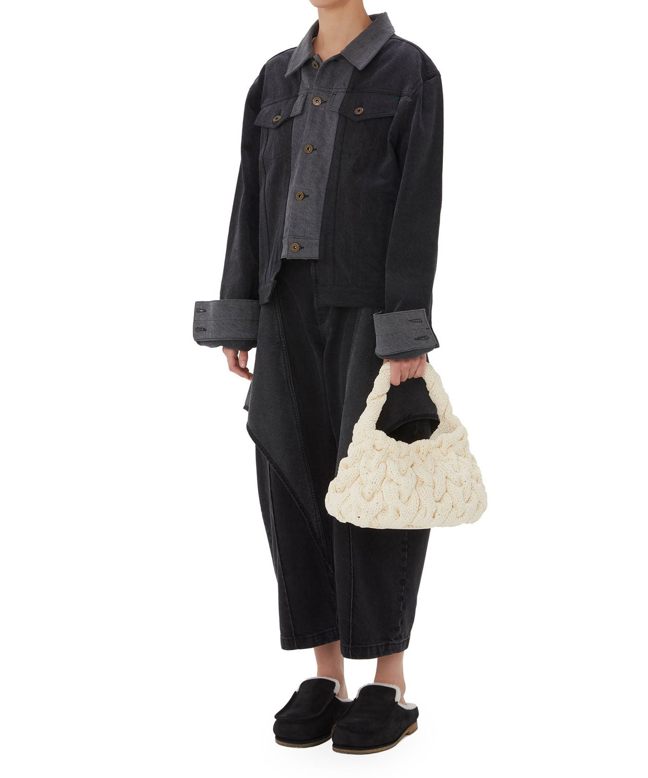 JW ANDERSON Verkürzte Blackdenim im 3D-Effekt