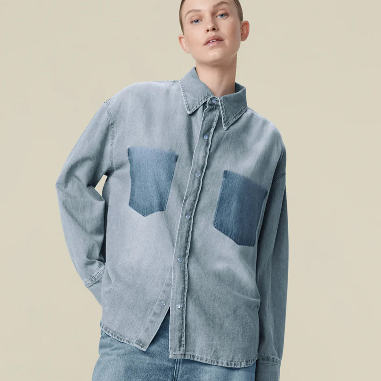 LOIS Hellblaues Jeanshemd 