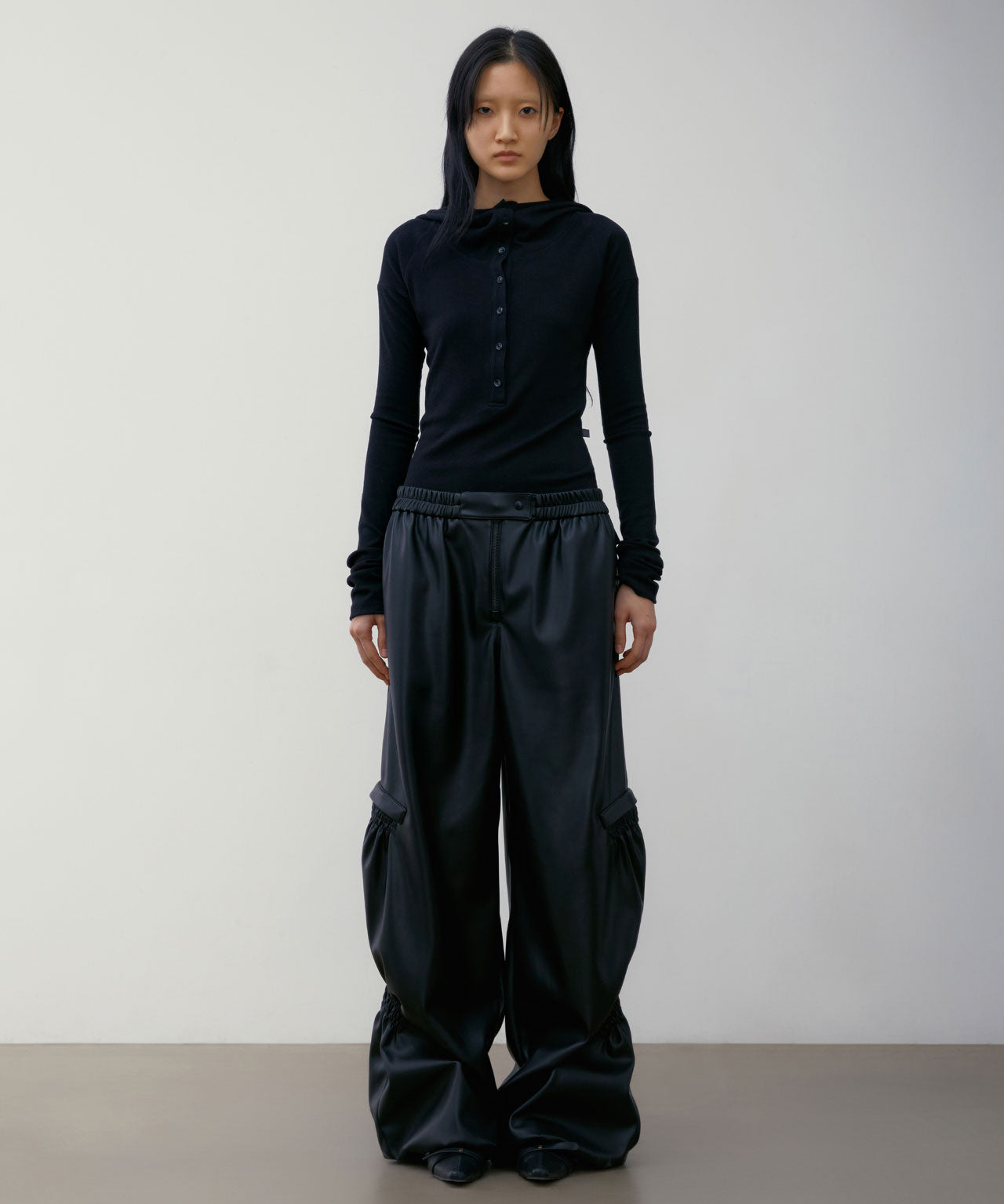 LOW CLASSIC Ripp-Longsleeve mit Kapuze