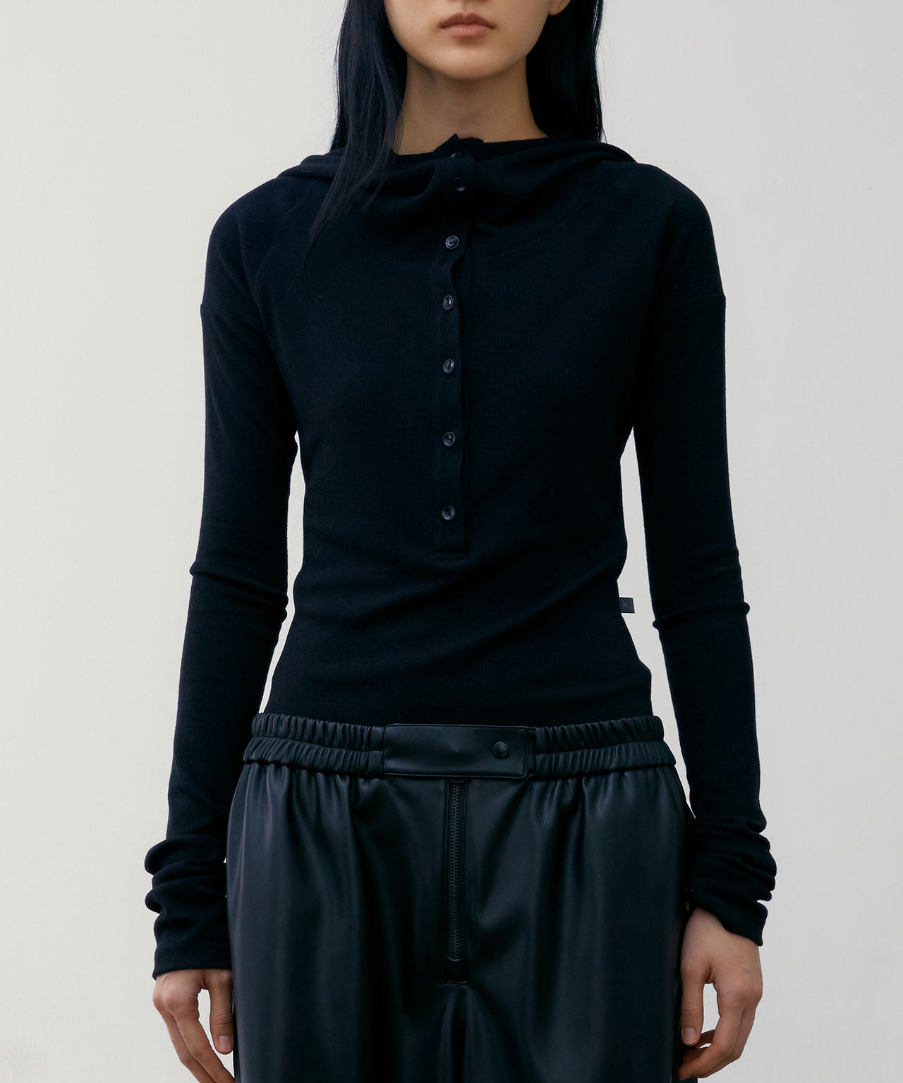 LOW CLASSIC Ripp-Longsleeve mit Kapuze