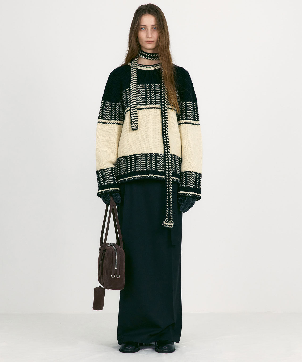 low-classic-jacquard-knitted-sweater-fw25-stylealbum