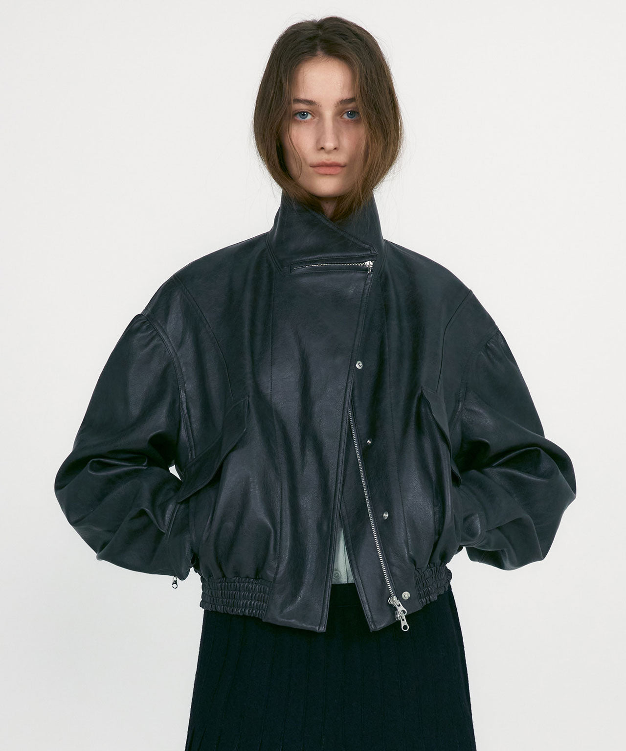 LOW CLASSIC Graue Kunstlederjacke