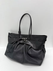 MARGESHERWOOD Schwarze Big Grandma XL aus Glattleder, layered
