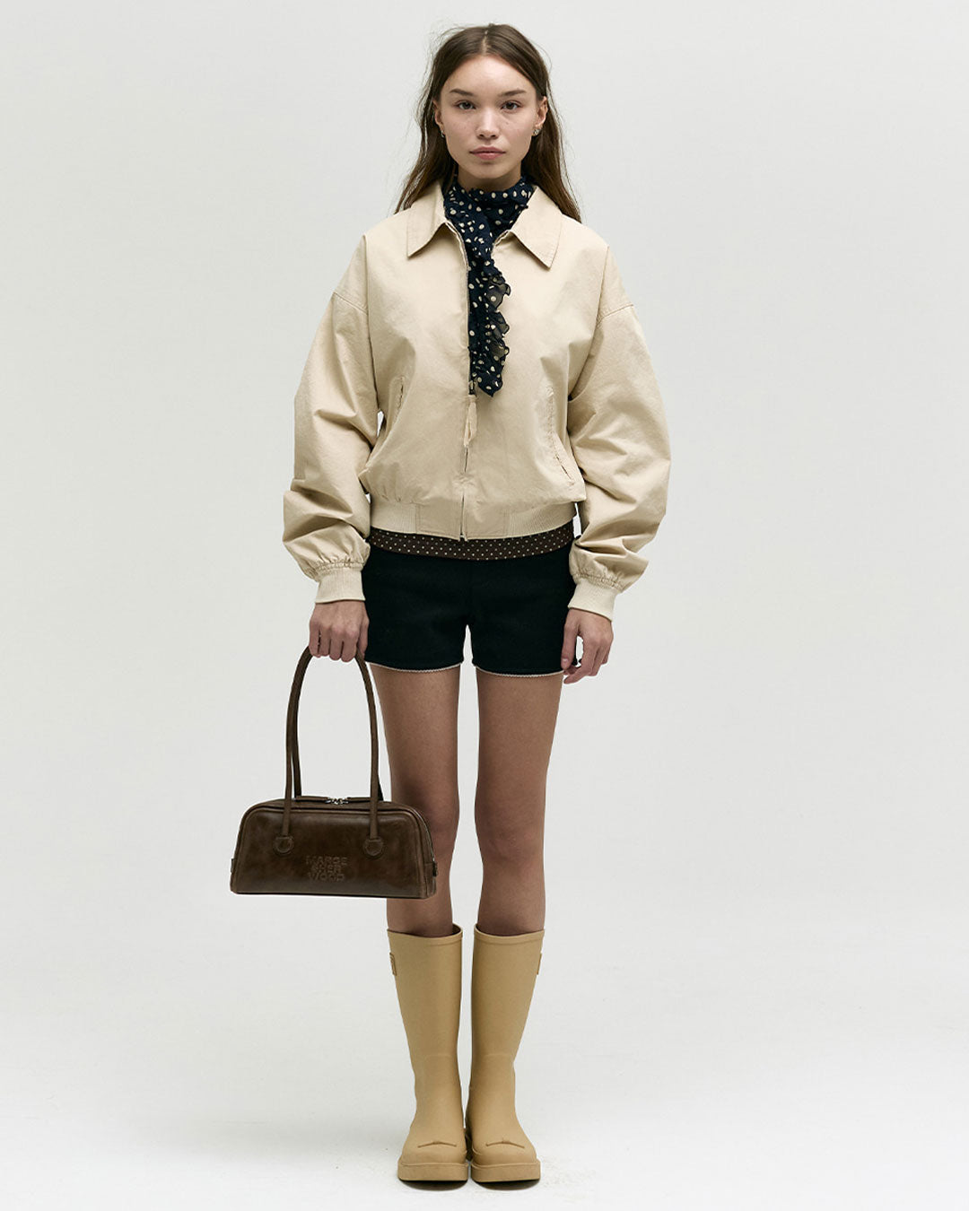 MARGESHERWOOD Soft Baguette Henkeltasche in Dunkelbraun