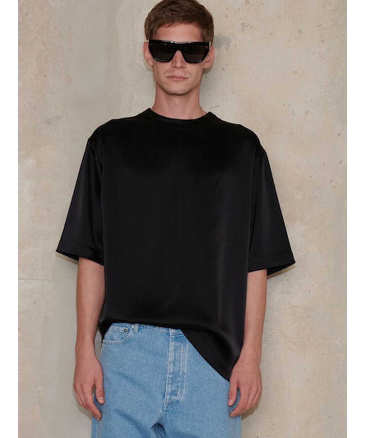 NANUSHKA Schwarzes T-Shirt aus Satin, unisex