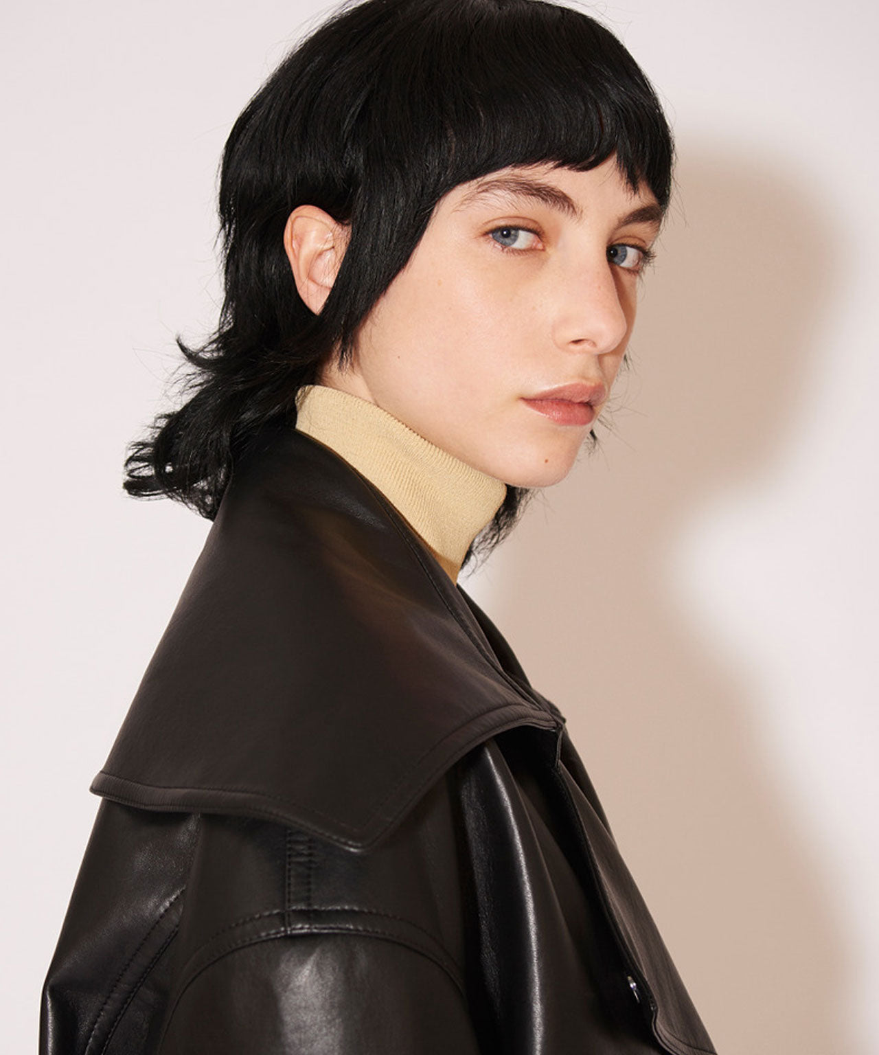 nanushka-ado-lederjacke-bikerjacket-stylealbum