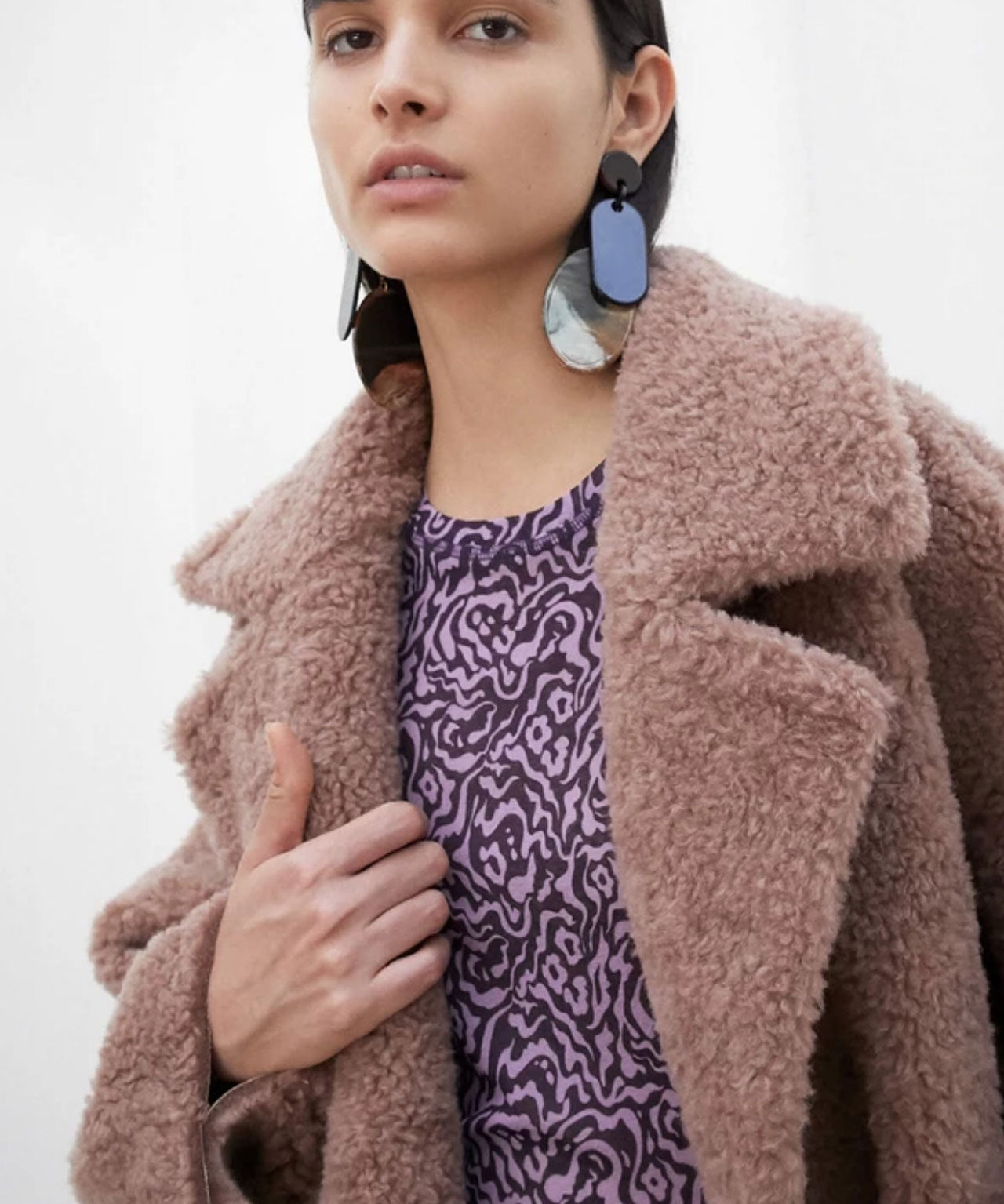 Nanushka-Imogen-Teddymantel-StyleAlbum