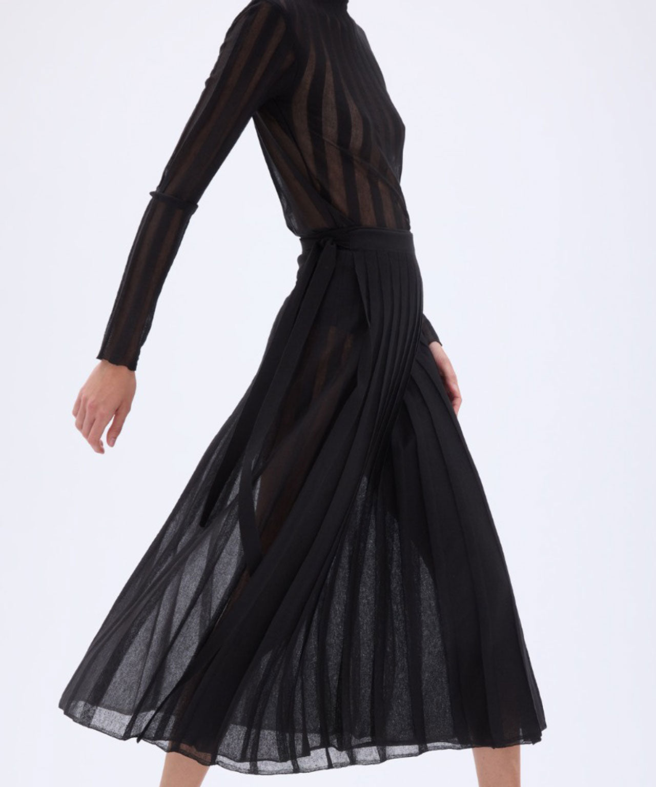 remain-strick-knit-black-schwarz-transparent-transparenz-wrap-wickel-stylealbum