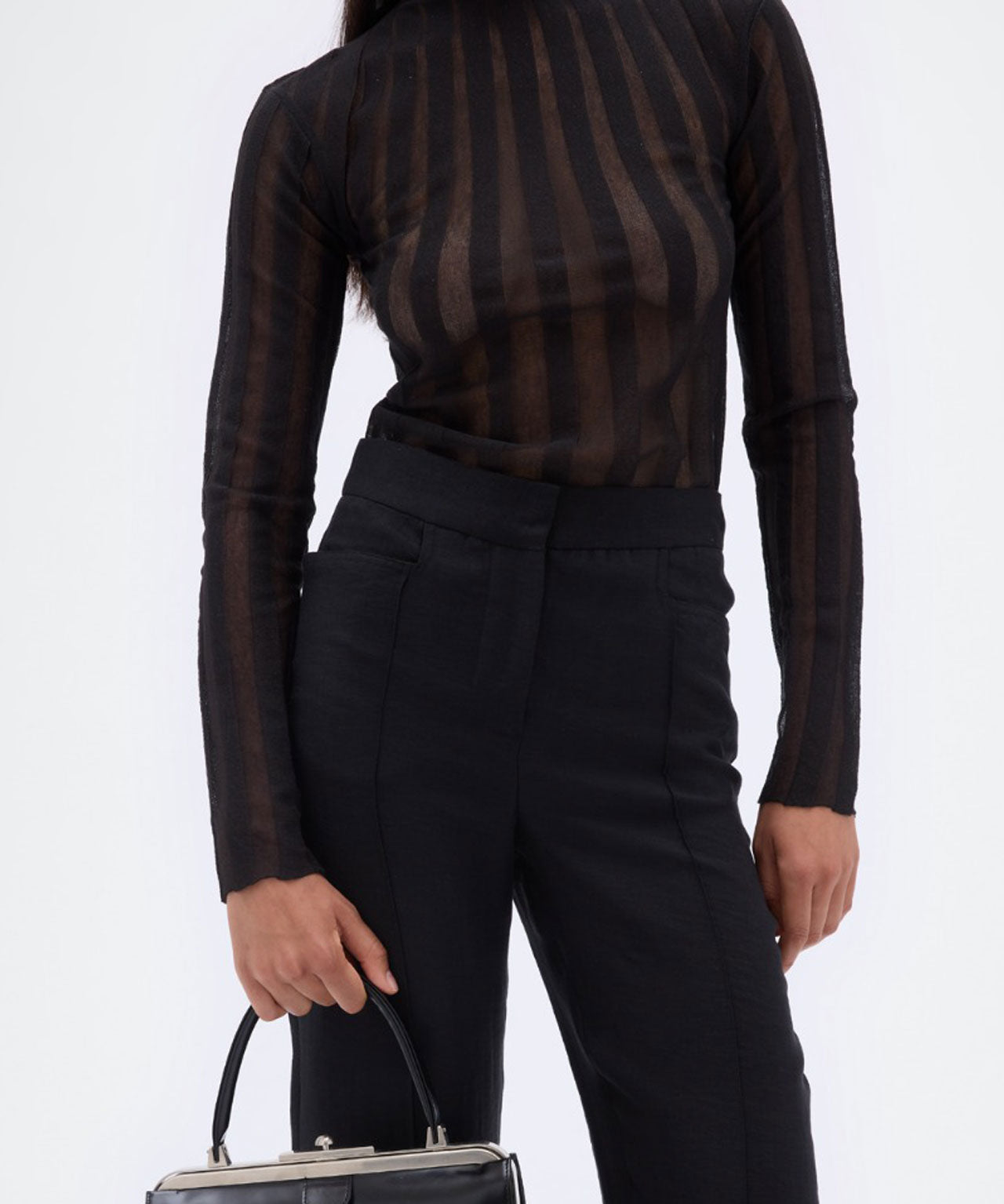 REMAIN Semi-transparenter Feinstrickpullover