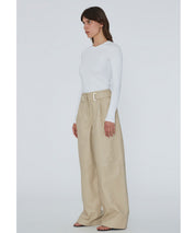 REMAIN Lederhose mit großen Metallösen und Gürtel