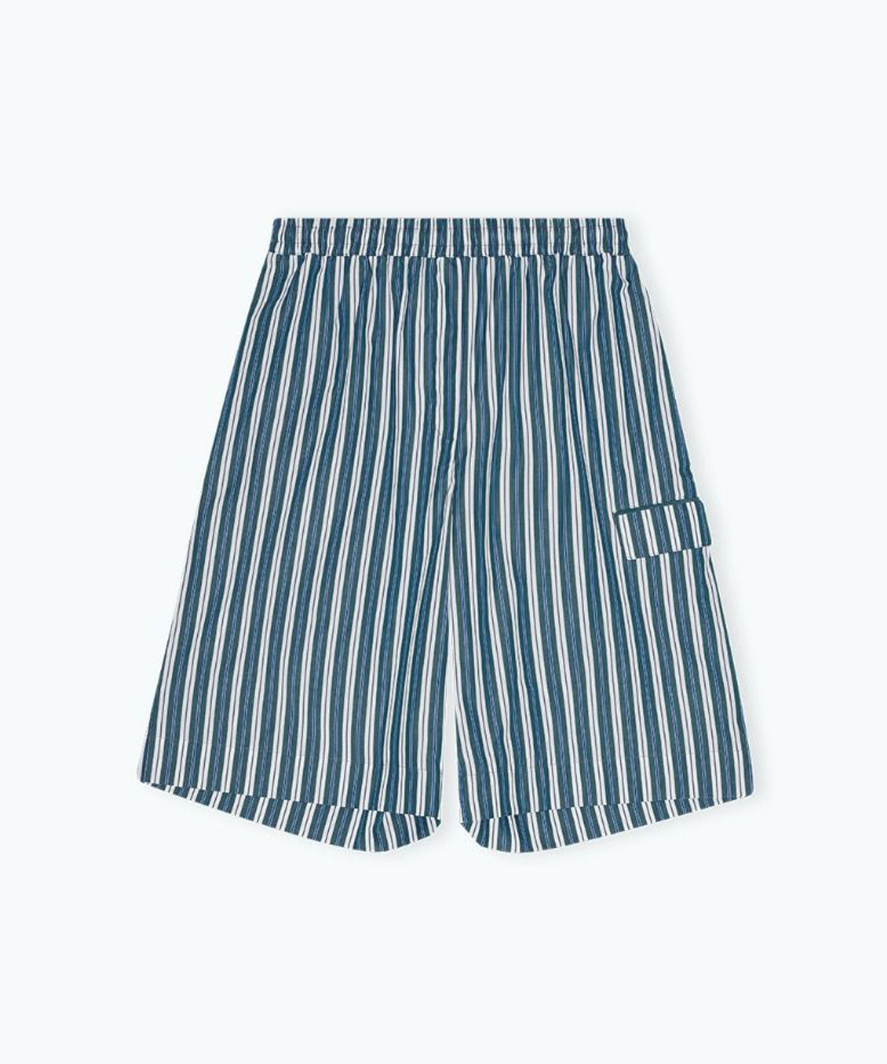 REMAIN Grüne, gestreifte oversized Shorts