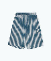 REMAIN Grüne, gestreifte oversized Shorts