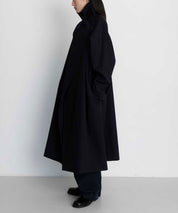 LE 17SEPTEMBRE Nachtblauer Mantel mit drapiertem Kragen