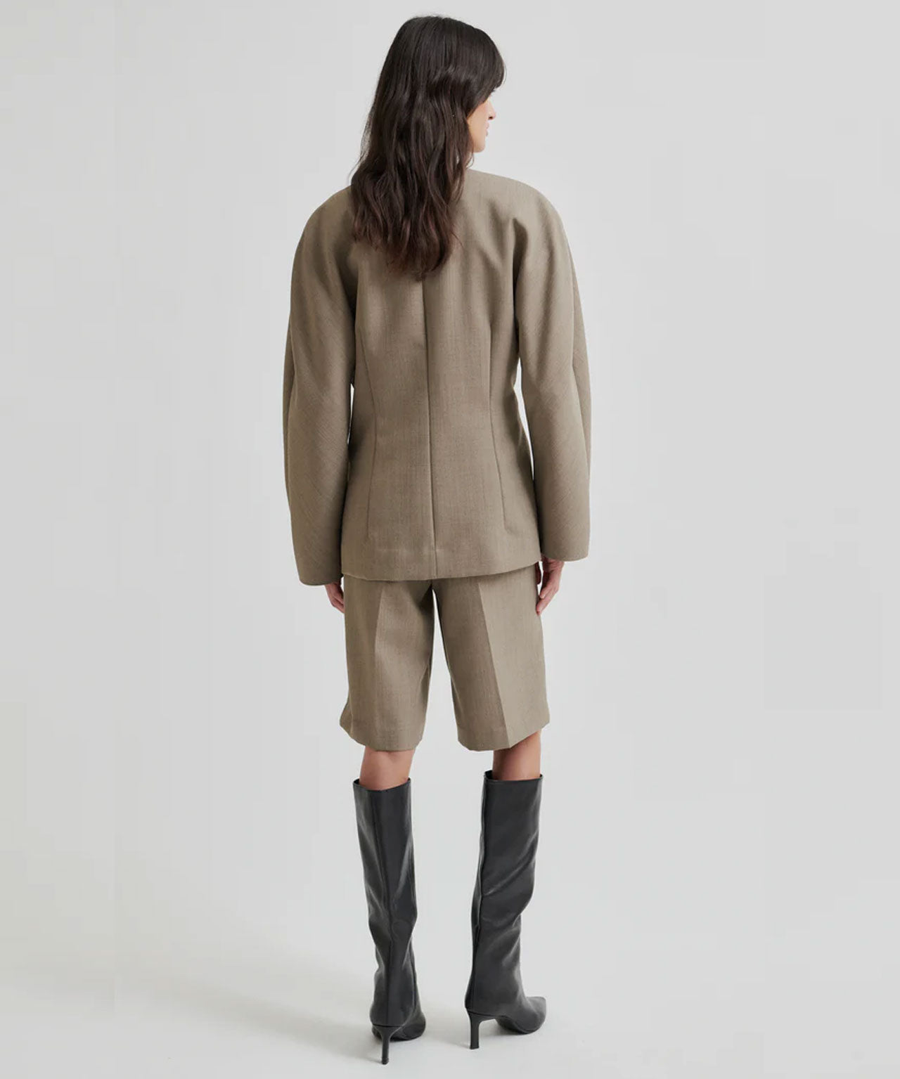 SECOND FEMALE Braune Anzugsshort aus einem Wollmix