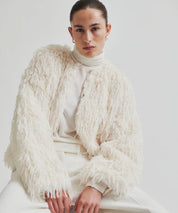 second-female-jacket-jacke-fell-fur-weiß-white-federn-feathers-women-woman-frauen-stylealbum