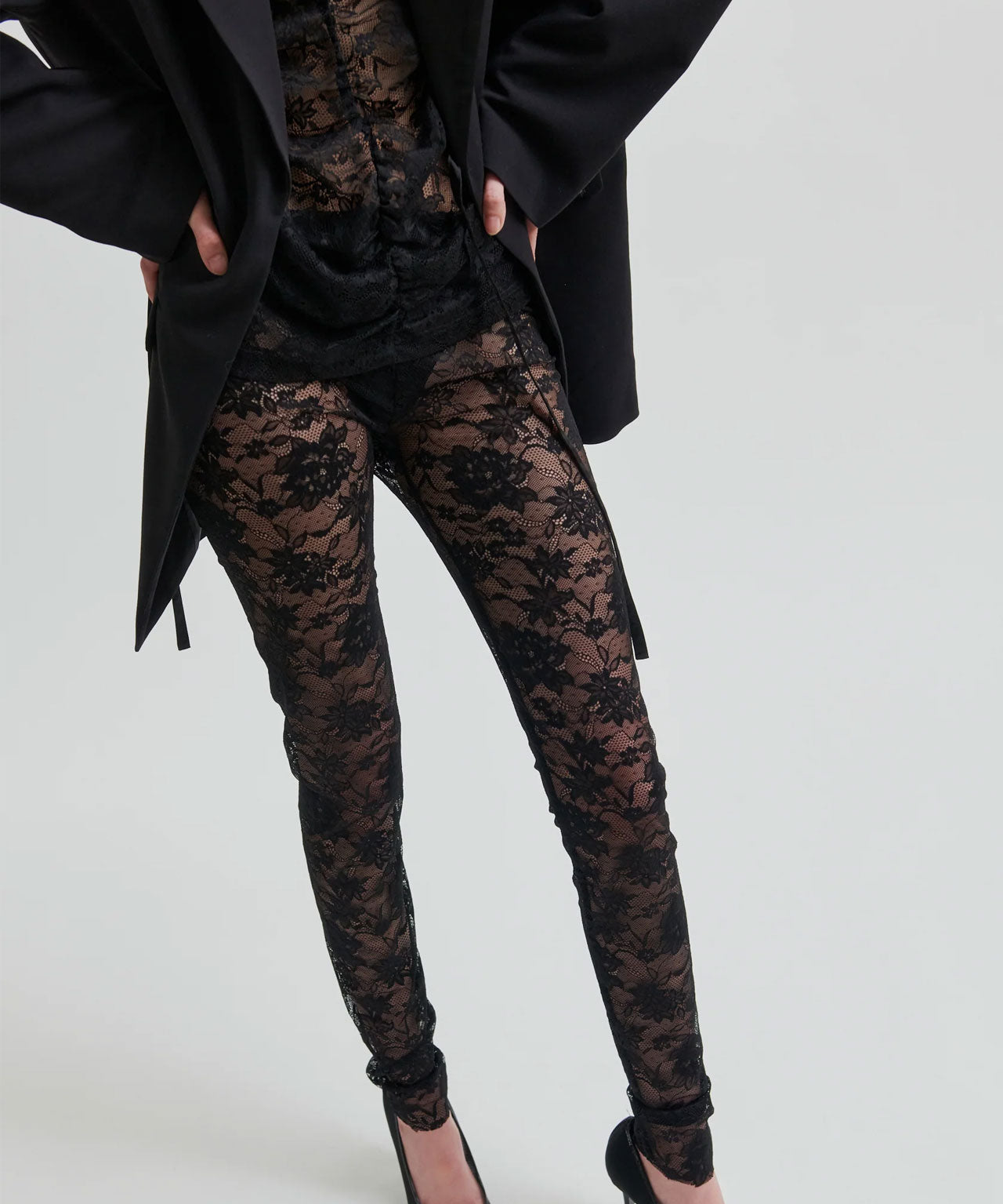 second-female-social-leggings-lace-pants-spitzenleggings-stylealbum