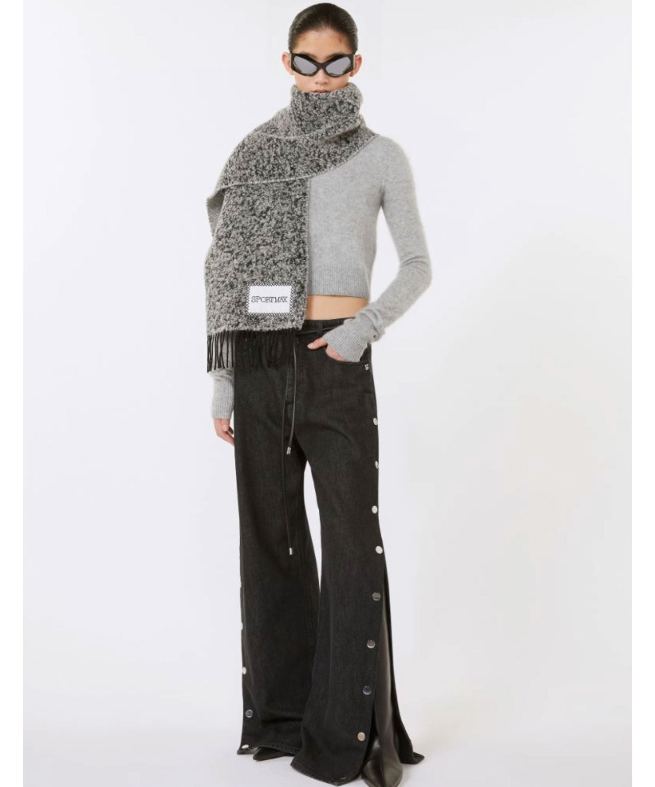 Sportmax-galante-black-denim-knopfleiste-am bein-aufknöpfbares-stylealbum