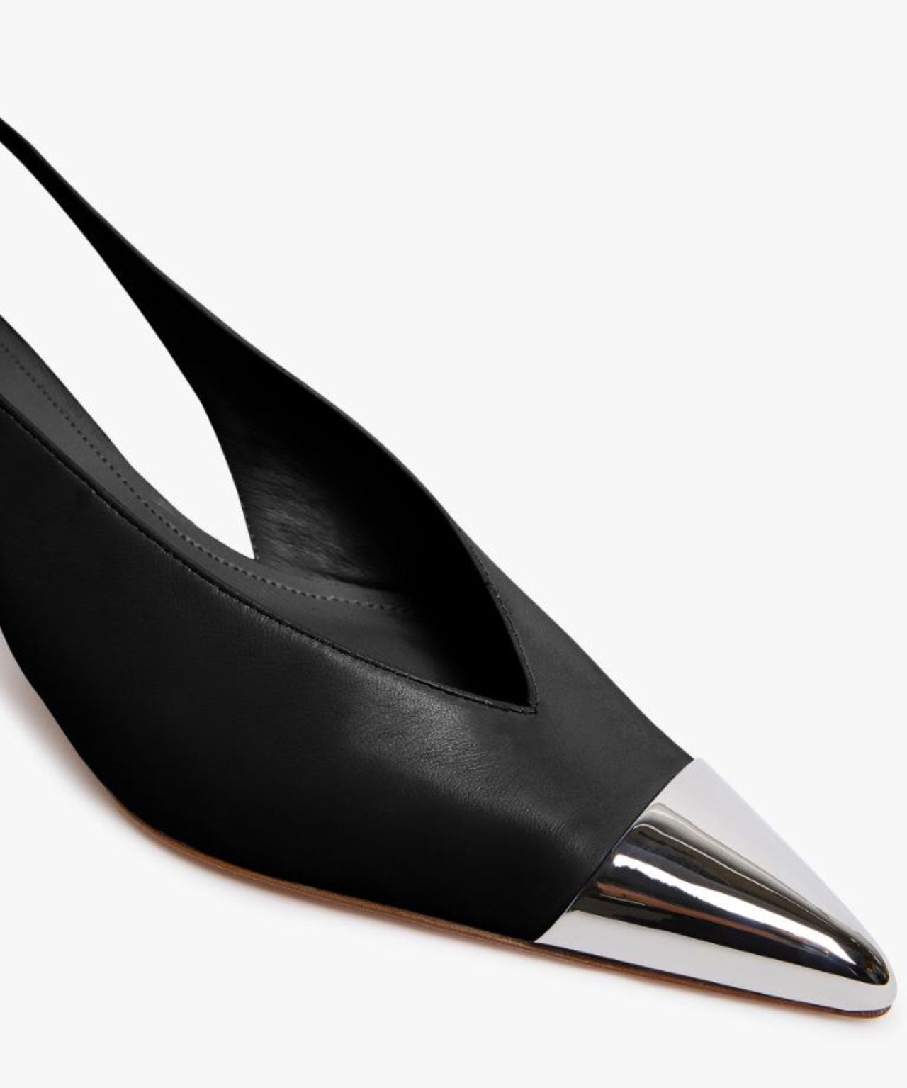 SPORTMAX Schwarze Kittenheels mit silberner Spitze