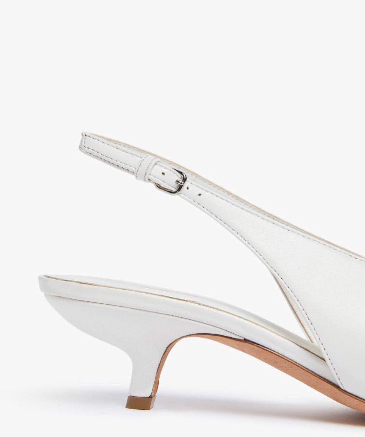 SPORTMAX Weiße Kittenheels mit silberner Spitze