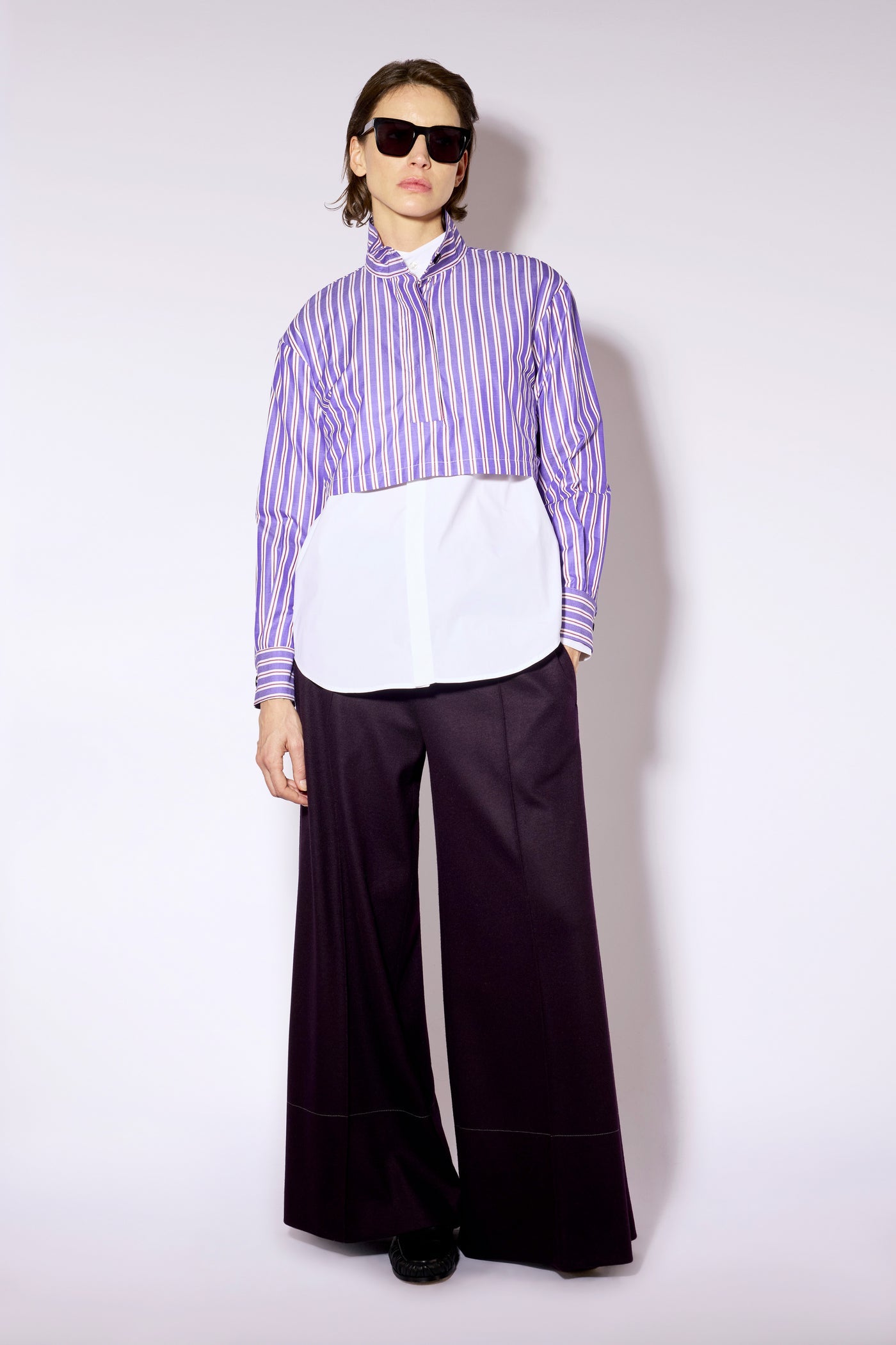 Cropped Baumwollbluse mit Stehkragen