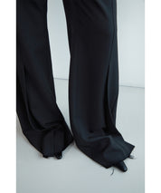 LOW CLASSIC Schwarze Anzugshose mit Falten am Bein