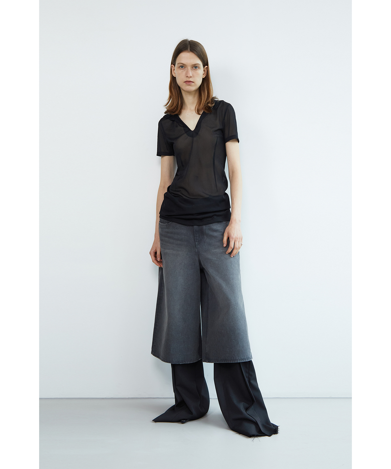 LOW CLASSIC Semitransparentes Top mit Kapuze, 2 Farben