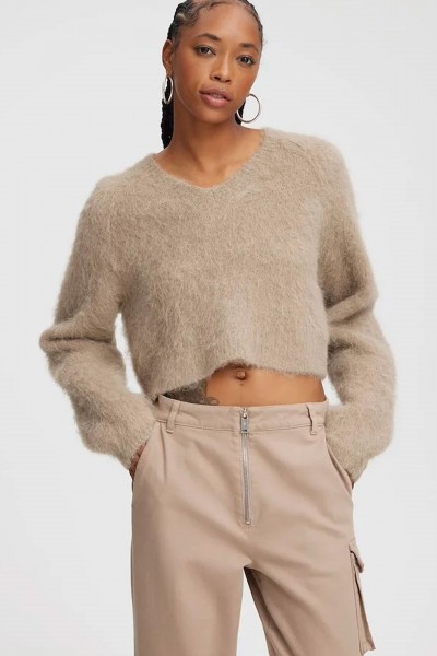 gz-safi-gestuz-v-neck-cropped-knitwear-cropped-swater-pullover-stylealbum